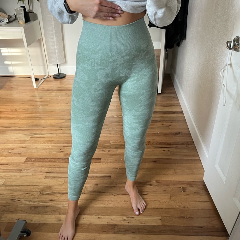 Gymshark Camo Legging - Small